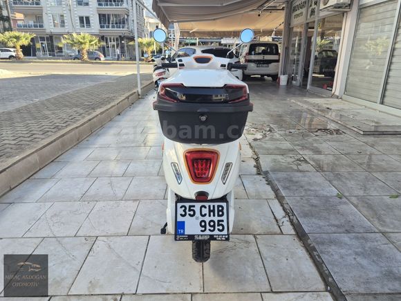 AKDOĞAN OTOMOTİV'DEN MOTOLUX LATTE ELEKTRİKLİ SCOOTER