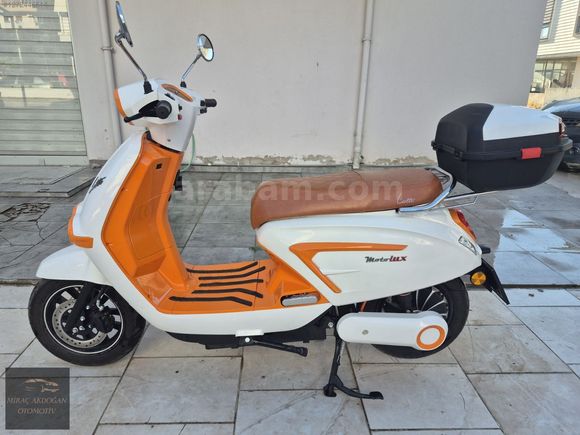 AKDOĞAN OTOMOTİV'DEN MOTOLUX LATTE ELEKTRİKLİ SCOOTER