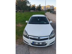 Galeriden Opel Astra 1.6 Essentia 2012 Model Adana