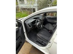 Bayan memurdan ACİLL SATILIK Hyundai i20 1.4 CVVT Jump