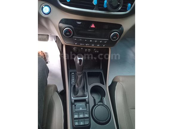 Sahibinden Hyundai Tucson 1.6 CRDi Elite 2020 Model  149.000 km Gri