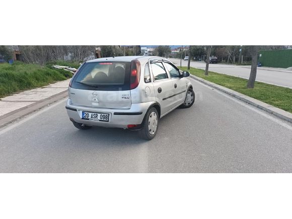 Sahibinden Opel Corsa 1.3 CDTI Essentia 2004 Model  352.000 km Gri (Gümüş)