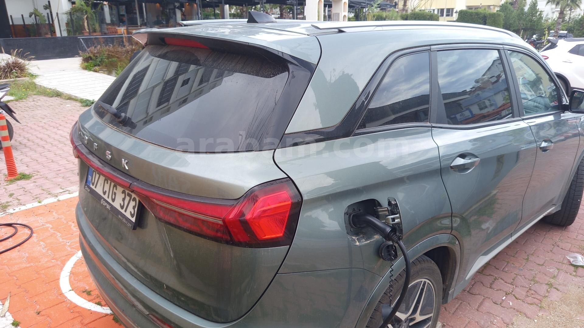 Sahibinden DFSK E5 1.5 Elegance 2024 Model Antalya 37.800 km Yeşil (metalik) 4