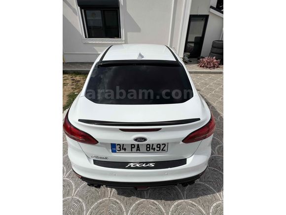 Ford Focus 1.6 TDCi Trend X 2015 Model 