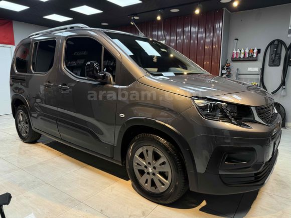 ACİL SATILIK! 2022 ÇIKIŞLI HATASIZ BOYASIZ TRAMERSİZ DÜŞÜK KM