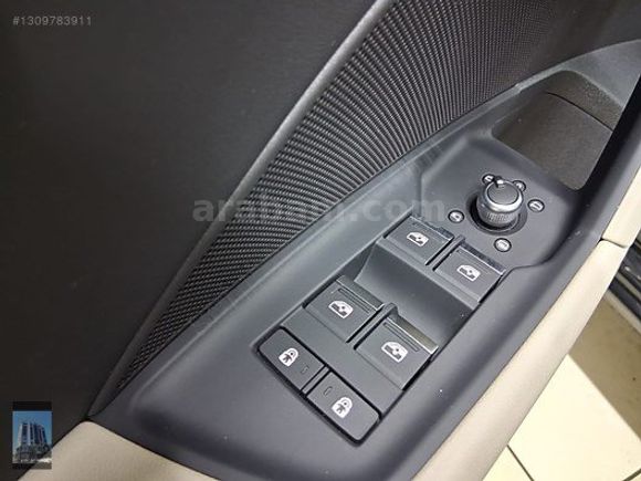 YÜCELER OTO'DAN 2023 AUDİ A3ADVANCE KDV%20 CAM TAVAN HATASIZ