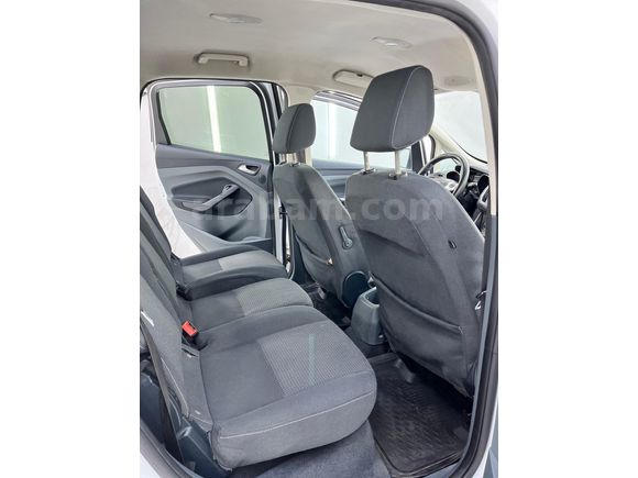 Sahibinden Ford C-Max 1.6 TDCi Trend 2013 Model  200.000 km Beyaz