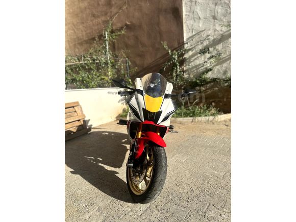 Yamaha R7 GP 60. Yıl