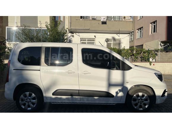 Sahibinden Opel Combo 1.5 CDTI Elegance 2021 Model 