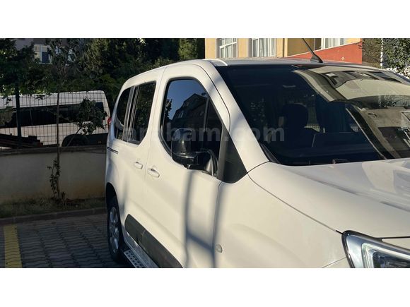 Sahibinden Opel Combo 1.5 CDTI Elegance 2021 Model 