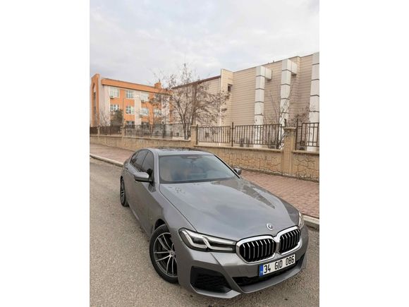 Sahibinden BMW 5 Serisi 520i 50th Year M Edition 2023 Model 