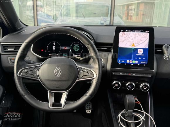 AKAN AUTO 2025 RENAULT CLİO | BOYASIZ DEĞİŞENSİZ | 19.000 KM