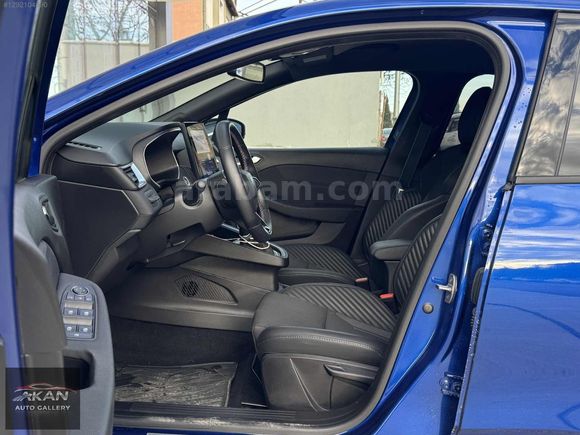 AKAN AUTO 2025 RENAULT CLİO | BOYASIZ DEĞİŞENSİZ | 19.000 KM