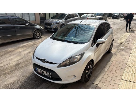 Sahibinden Ford Fiesta 1.4 TDCi Trend 2012 Model