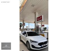 "AKSU MOTOR'S"2023/FORD FOCUS/DİZEL/OTOMATİK/CARPLAY/DÜŞÜK KM