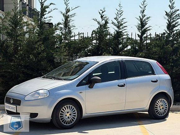 SEBCARS'DAN OTOMATİK VİTES DÜŞÜK KM KUSURSUZ FİAT PUNTO