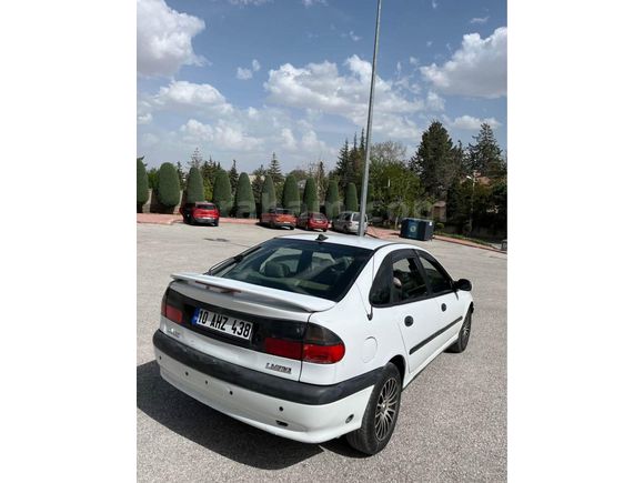 Sahibinden Renault Laguna 2.0 RXE 1996 Model