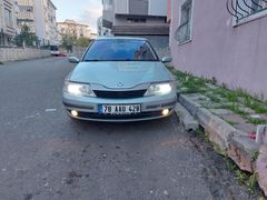 Sahibinden Renault Laguna 1.6 Privilege 2004 Model  272.000 km Gri (Gümüş)