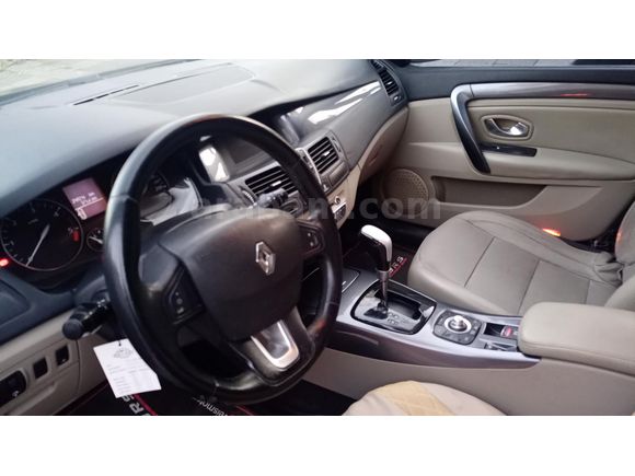Sahibinden Renault Laguna 2.0 dCi Executive 2010 Model