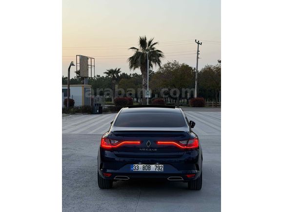 Sahibinden Renault Megane 1.3 TCe Icon 2023 Model 