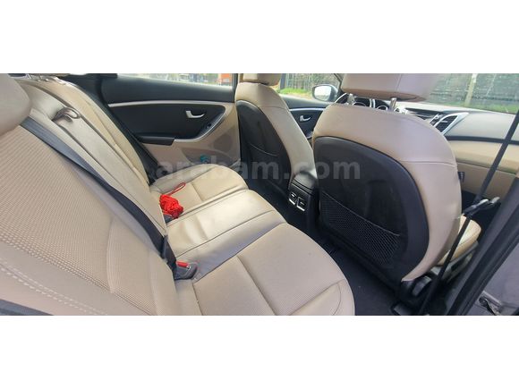 İLK Sahibi ÖĞRETMENDEN 40 BİN KM . i30 1.6 CRDi CW Elite 2013 Model 