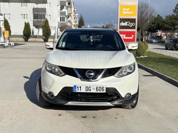 Sahibinden Nissan Qashqai 1.5 dCi Sky Pack 2015 Model  185.000 km Beyaz