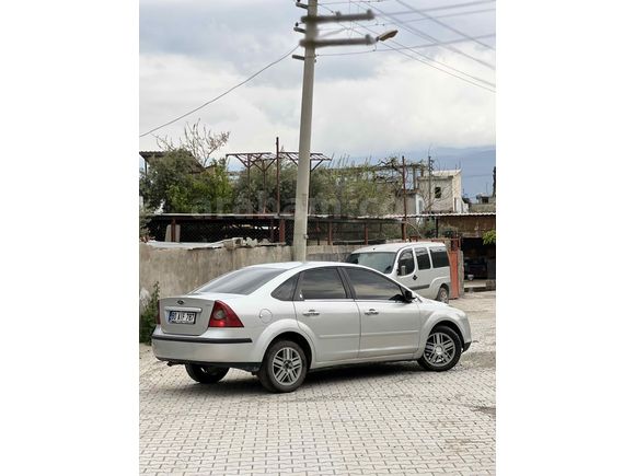 Sahibinden Ford Focus 1.6 TDCi Ghia 2006 Model 
