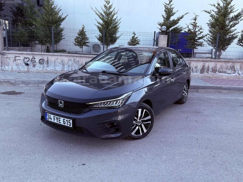 Galeriden Honda City 1.5 i-VTEC Executive 2022 Model Ankara 121.000 km Füme 1