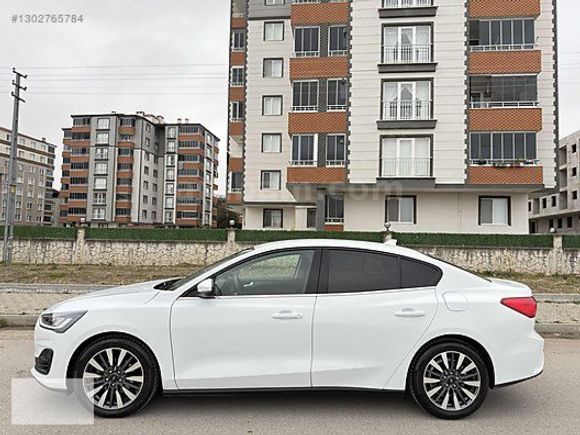 2023 FOCUS 1.5 EcoBlue TİTANİUM.JOİSTİK.HATASIZ.İLK EL..31 BİNDE