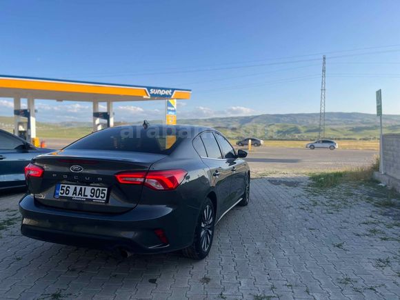 Sahibinden Ford Focus 1.5 Ti-VCT Titanium 2022 Model  86.000 km Füme
