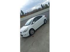 Sahibinden Hyundai Accent Blue 1.6 CRDI Mode Plus 2015 Model  188.000 km Beyaz