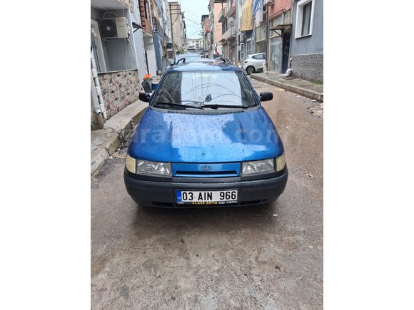 KELEPİR      TAKAS OLUR/..  2000 MODEL ORJ 16 VALF LADA VEGA STATON HEM İŞ HEM AİLE ARACIl