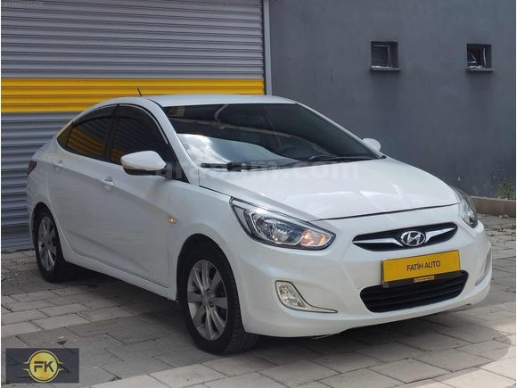 2015 model Hyundai Accent OTOMATİK Benzin lpğ