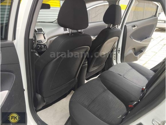 2015 model Hyundai Accent OTOMATİK Benzin lpğ