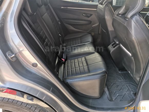 RENAULT MEGANE E-TECH EV60 220 ICONIC
