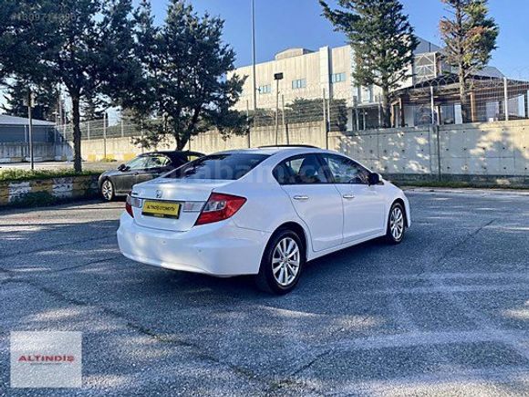 ALTINDİŞ OTOMOTİV 2014 MODEL HONDA CIVIC ECO ELEGANCE