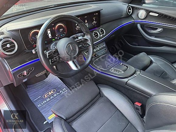 *Kırbaşlar Auto* 2022 MOD/58.000 KM DE/HATASIZ-BOYASIZ/E 300 AMG
