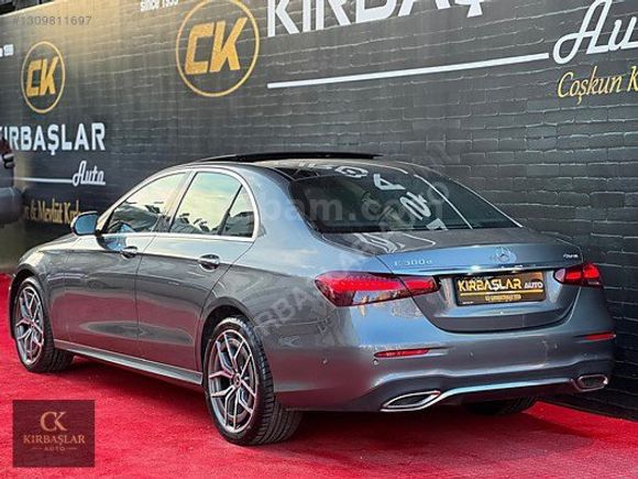 *Kırbaşlar Auto* 2022 MOD/58.000 KM DE/HATASIZ-BOYASIZ/E 300 AMG