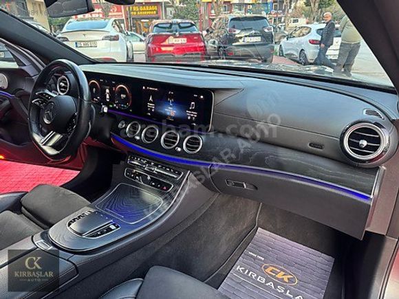 *Kırbaşlar Auto* 2022 MOD/58.000 KM DE/HATASIZ-BOYASIZ/E 300 AMG