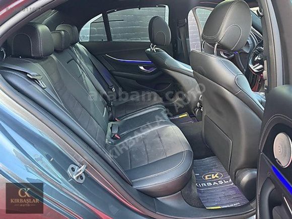 *Kırbaşlar Auto* 2022 MOD/58.000 KM DE/HATASIZ-BOYASIZ/E 300 AMG