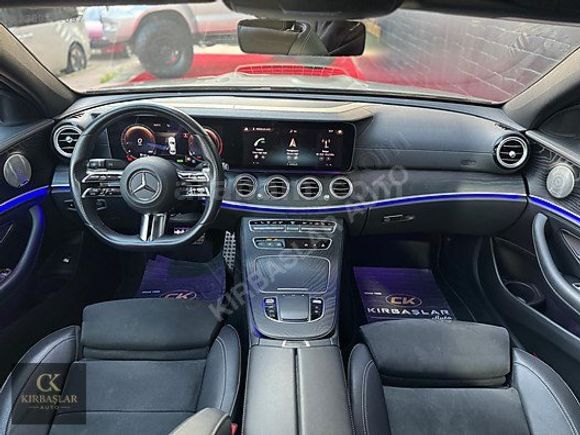 *Kırbaşlar Auto* 2022 MOD/58.000 KM DE/HATASIZ-BOYASIZ/E 300 AMG