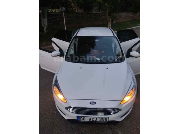 Sahibinden Ford Focus 2016 Model Beyaz