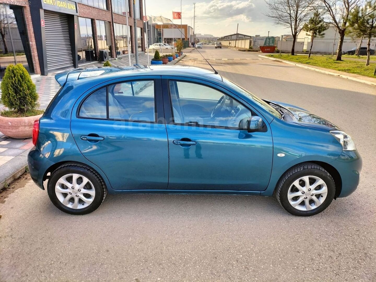 Galeriden Nissan Micra 1.2 Match 2014 Model Eskişehir 143.000 km Mavi 4