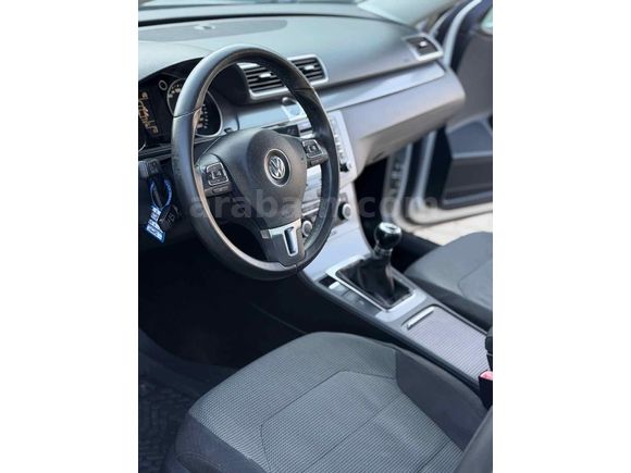 Galeriden Volkswagen Passat 1.4 TSi BlueMotion Comfortline 2012 Model Mersin