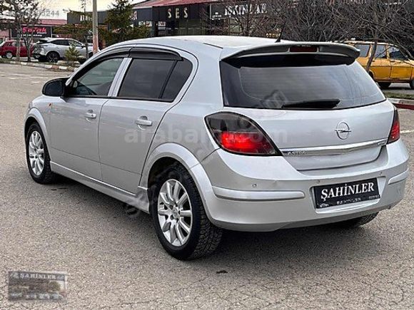 ŞAHİNLER'DEN-2010 OPEL ASTRA ENJOY YARIM PARÇA BOYALI