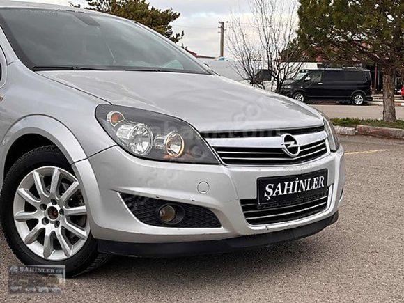 ŞAHİNLER'DEN-2010 OPEL ASTRA ENJOY YARIM PARÇA BOYALI