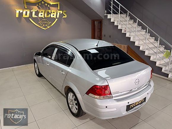 ROTACARS 2011 OPEL ASTRA ENJOY 1.3 CDTI 90HP 6 İLERİ MANUEL