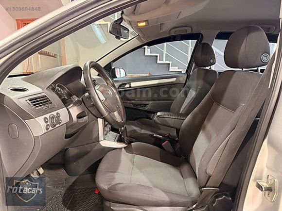 ROTACARS 2011 OPEL ASTRA ENJOY 1.3 CDTI 90HP 6 İLERİ MANUEL