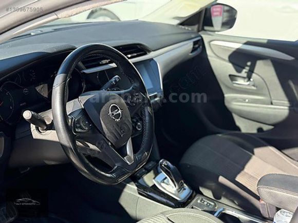 2022 CORSA 1.2T EDİTİON 83 BİN KM