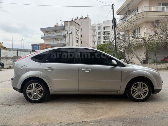 Sahibinden Ford Focus 1.6 TDCi Ghia 2006 Model  332.000 km Gri